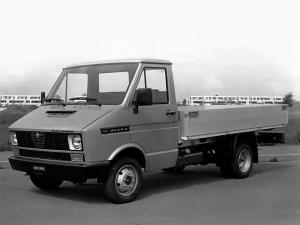 Alfa Romeo 35 AR8 Autocarro 1981 года